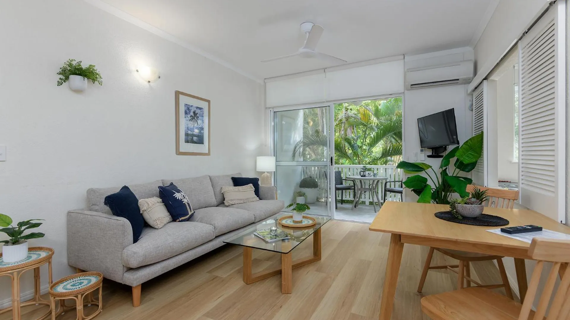Coral Apartments Port Douglas